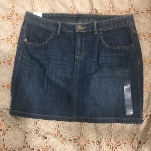 NWT - GAP Denim Mini Skirt - Size 14